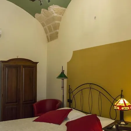 Michelangelo Apartment